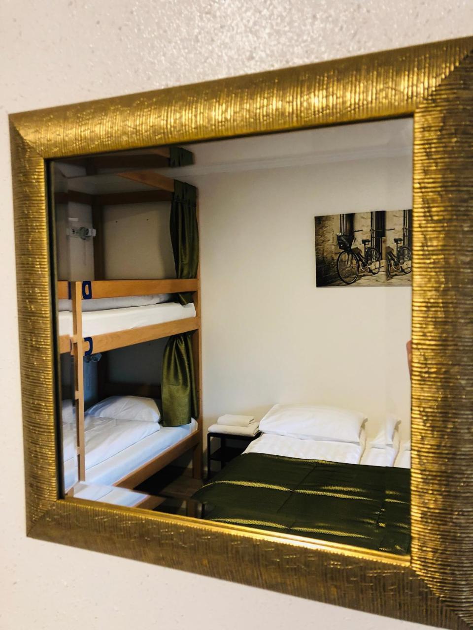 Gogol Mini Hotel ブレスト エクステリア 写真