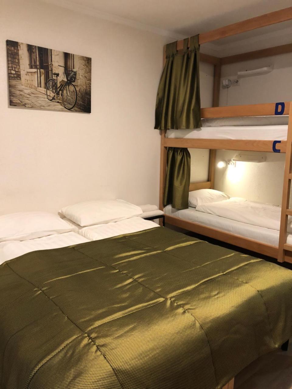 Gogol Mini Hotel ブレスト エクステリア 写真